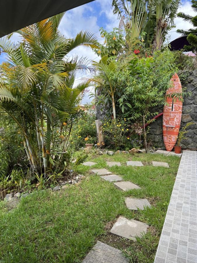 Villa, Lossy Le Tampon Exterior photo
